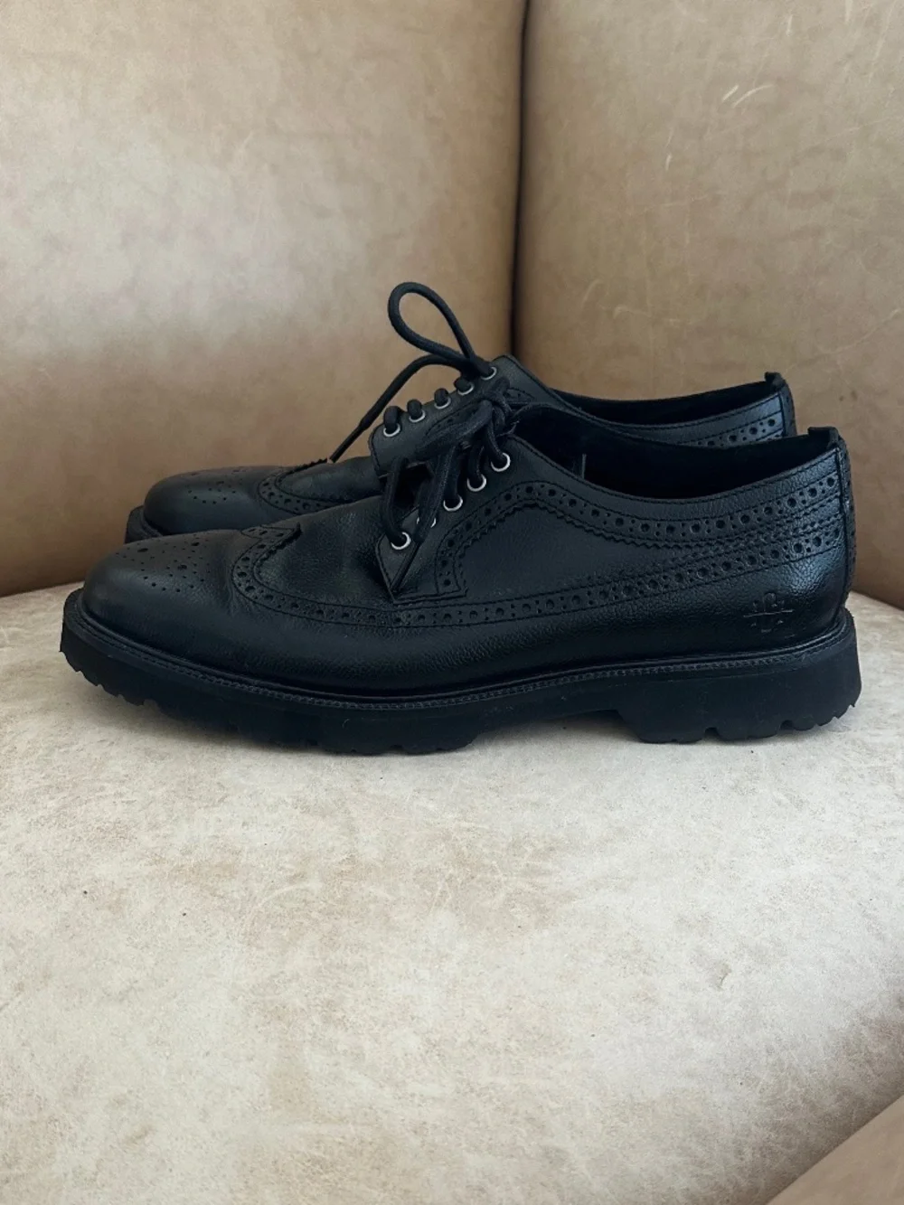 Cole Haan Men's American Classics Leather Longwing Oxford 10 Timeless Business
